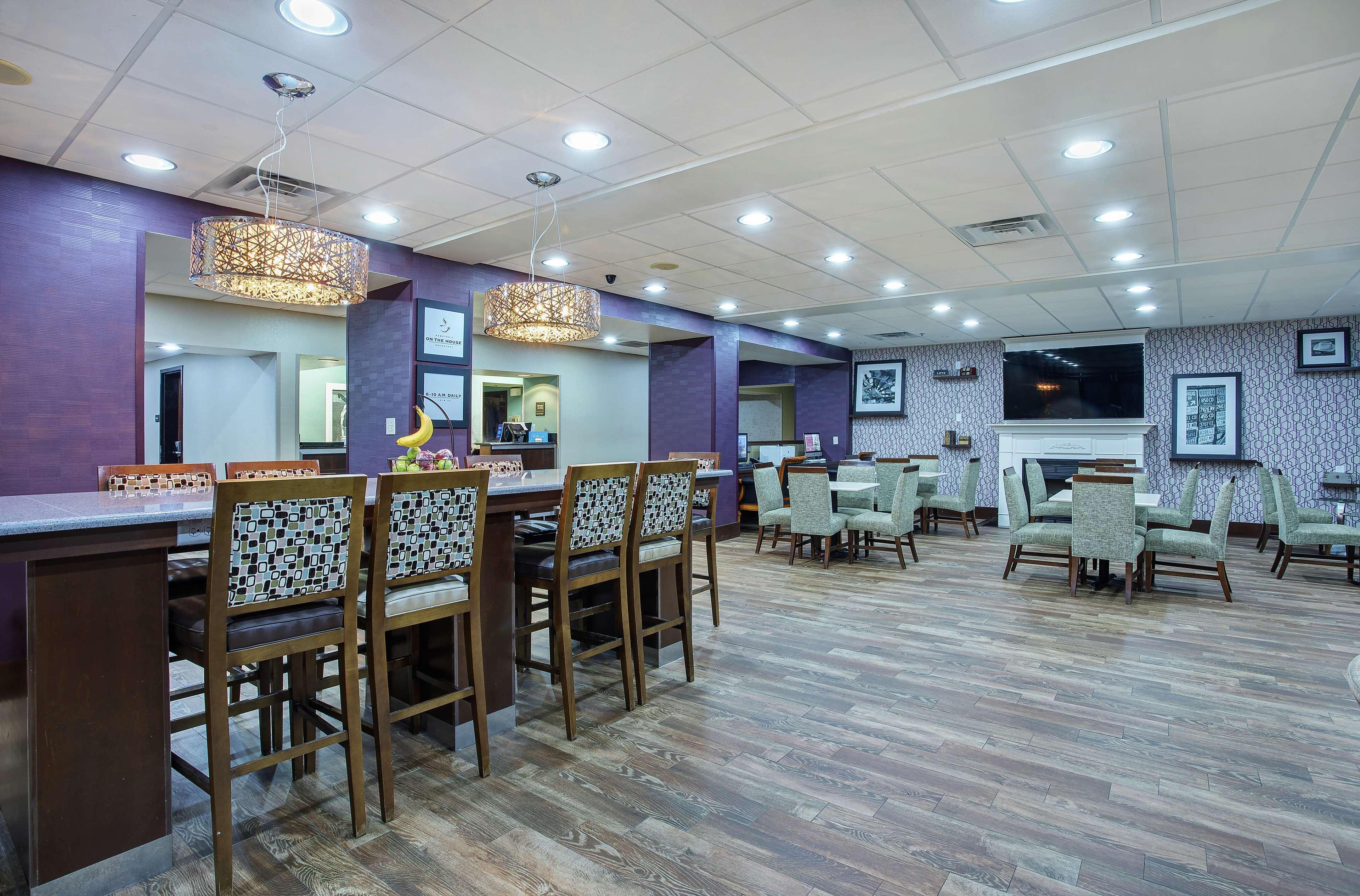 Hampton Inn Cullman Buitenkant foto
