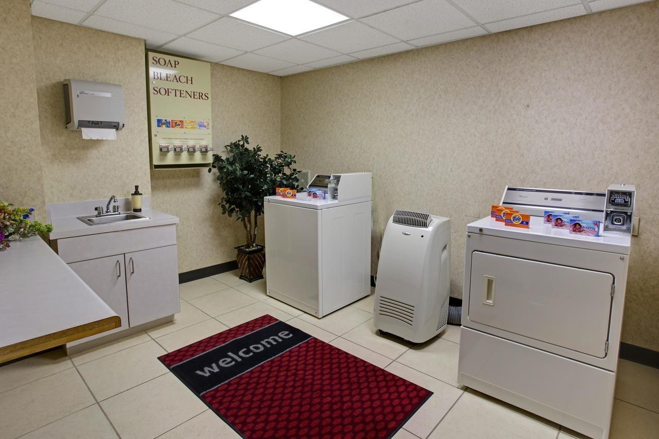 Hampton Inn Cullman Buitenkant foto