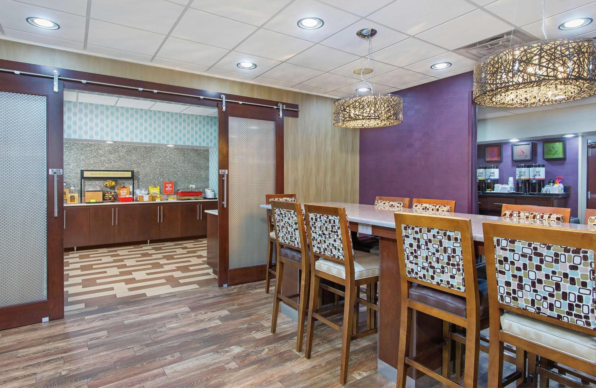 Hampton Inn Cullman Buitenkant foto